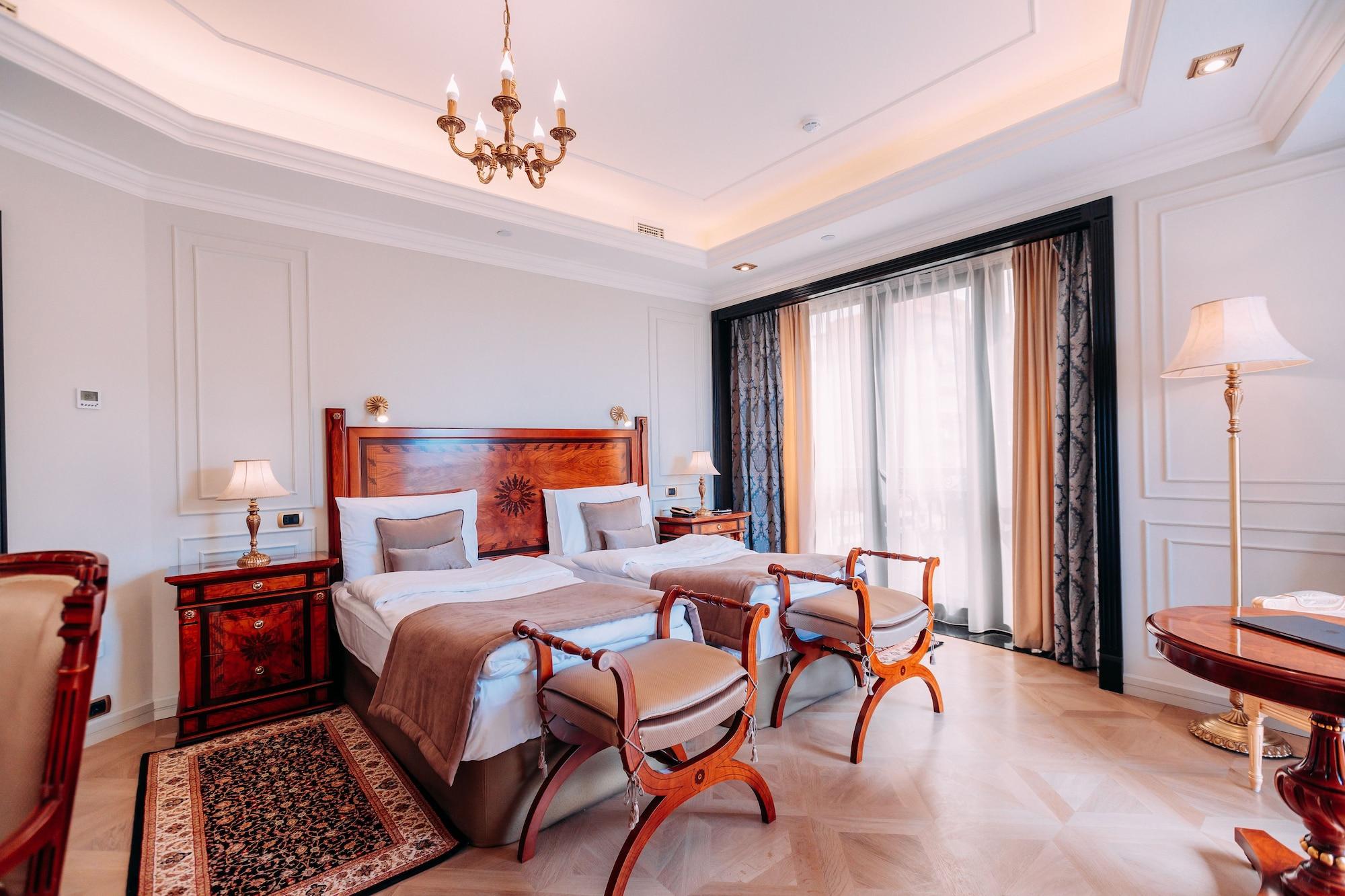 Golden Palace Hotel Γιερεβάν Εξωτερικό φωτογραφία