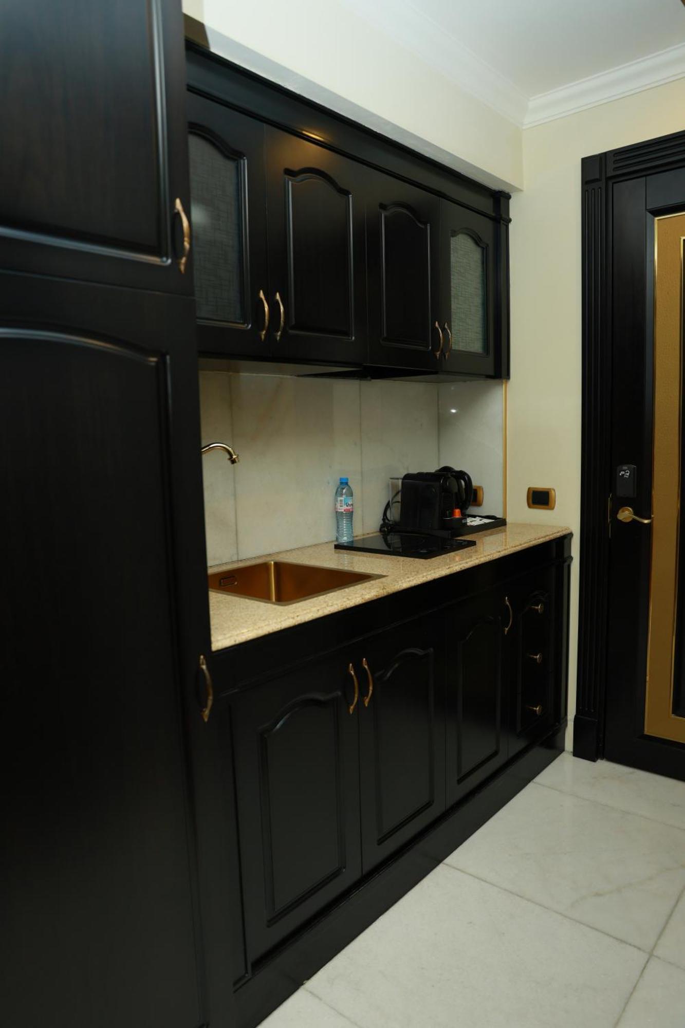 Golden Palace Hotel Γιερεβάν Εξωτερικό φωτογραφία