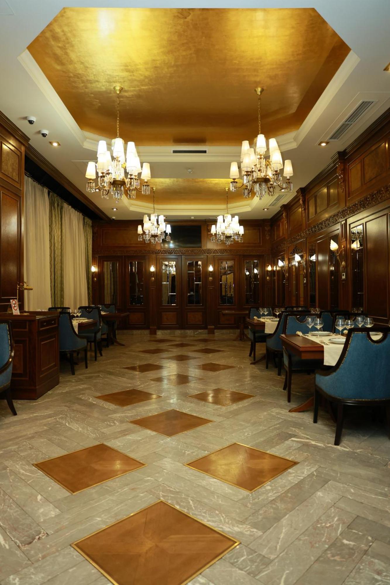 Golden Palace Hotel Γιερεβάν Εξωτερικό φωτογραφία