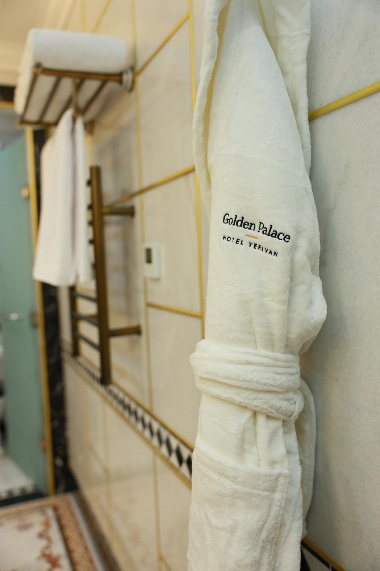 Golden Palace Hotel Γιερεβάν Εξωτερικό φωτογραφία