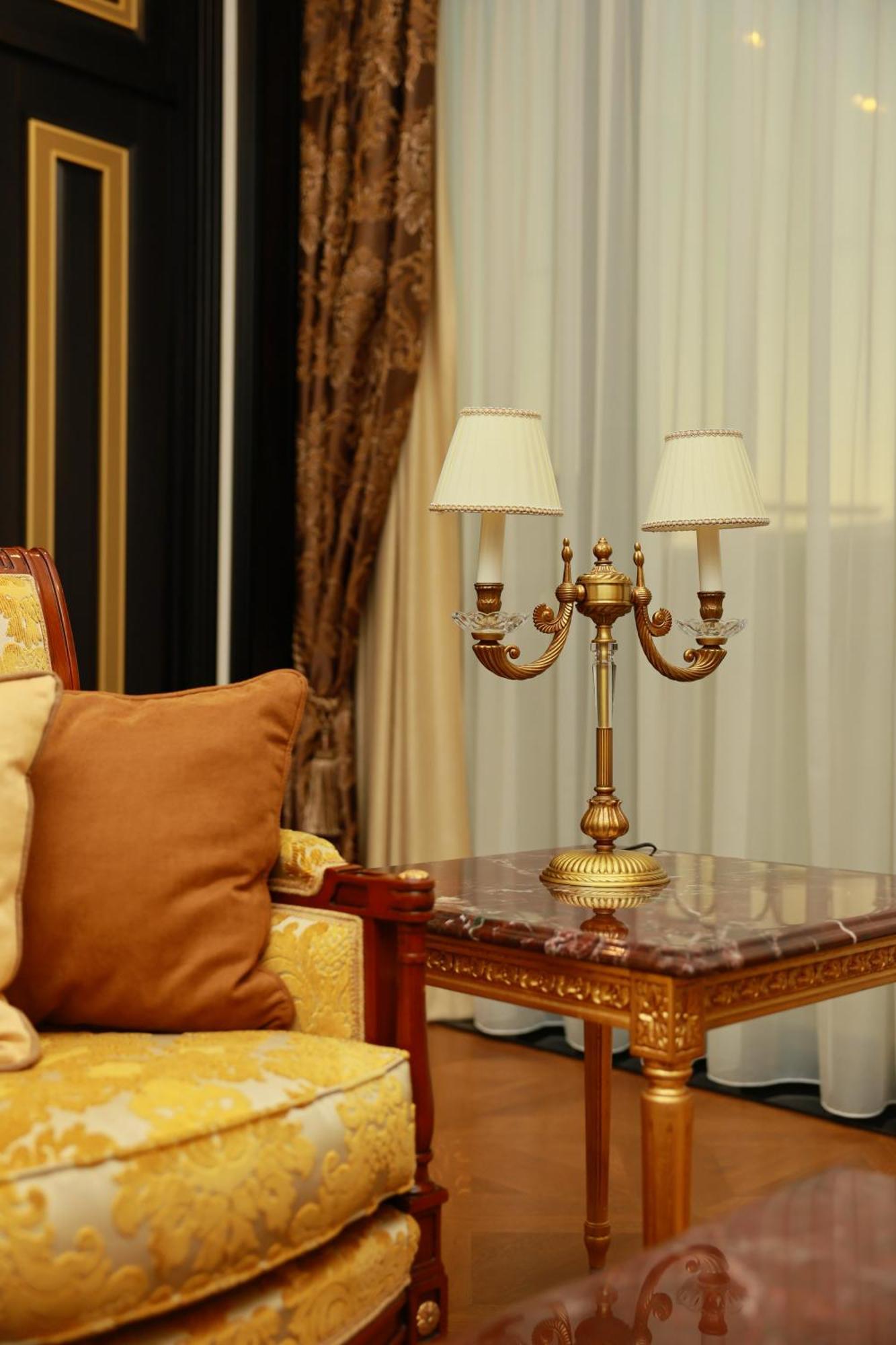 Golden Palace Hotel Γιερεβάν Εξωτερικό φωτογραφία